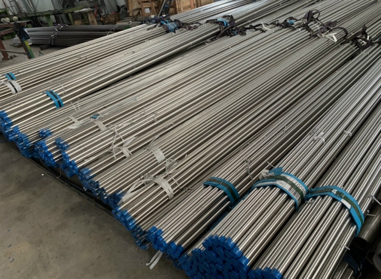 LÁP TRÒN ĐẶC 304- PHI 12|STAINLESS STEEL 304 ROUND BAR , Diameter 12mm