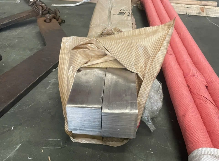 CÂY ĐẶC ( LÁP)- 304