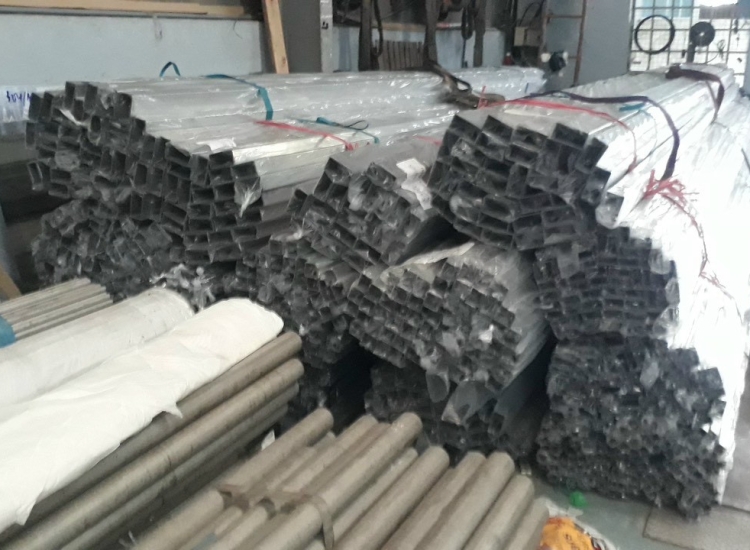 HỘP CHỮ NHẬT INOX 304/316 - 60 x 120 x3.0MM