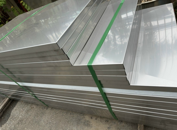 CẮT GIA CÔNG LASER INOX TẤM THEO YÊU CẦU