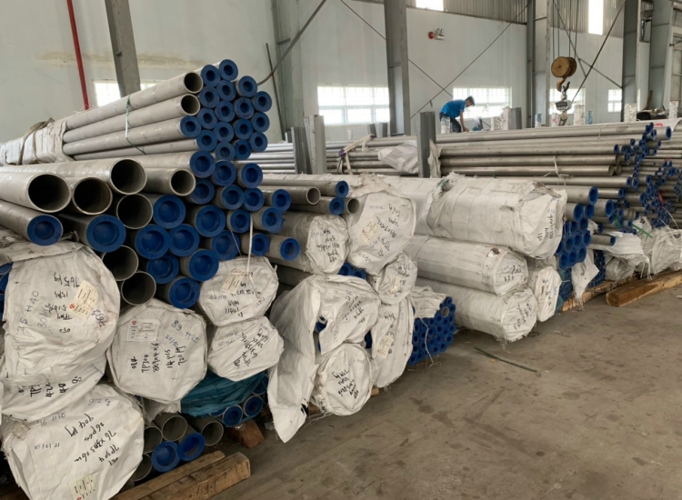 ỐNG ĐÚC INOX 304 PHI 160 DÀY 10MM