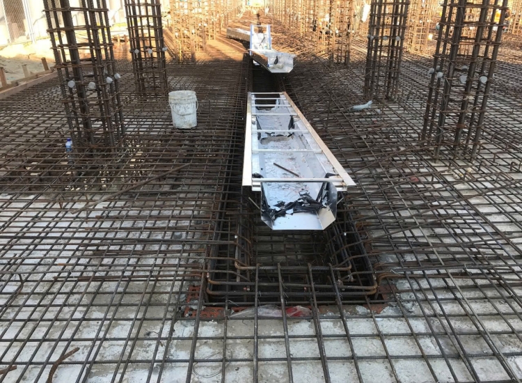 GIA CÔNG MÁNG XỐI INOX