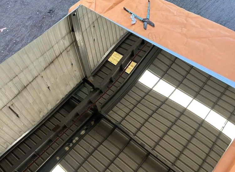 TẤM INOX GƯƠNG ĐEN BÓNG 8K