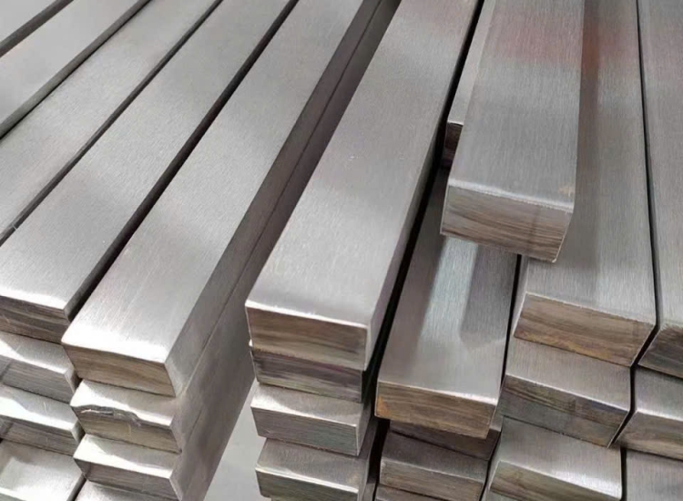 THANH LA ĐÚC 304 SỌC XƯỚC : 80 x 5.0 x 4000/6000MM/HL- LẬP LÀ INOX - Stainless Steel Bar Flat